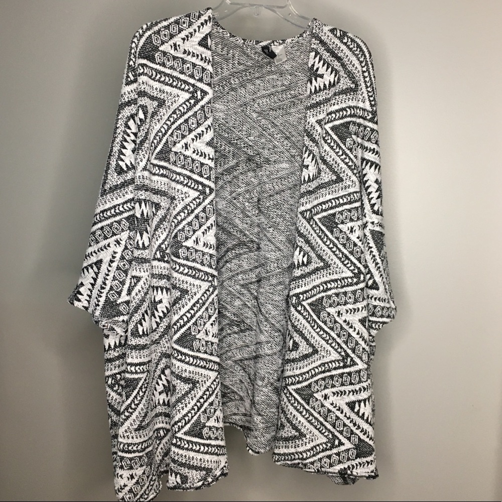 H&M DIVIDED Boho Open Front Cardigan Size M
